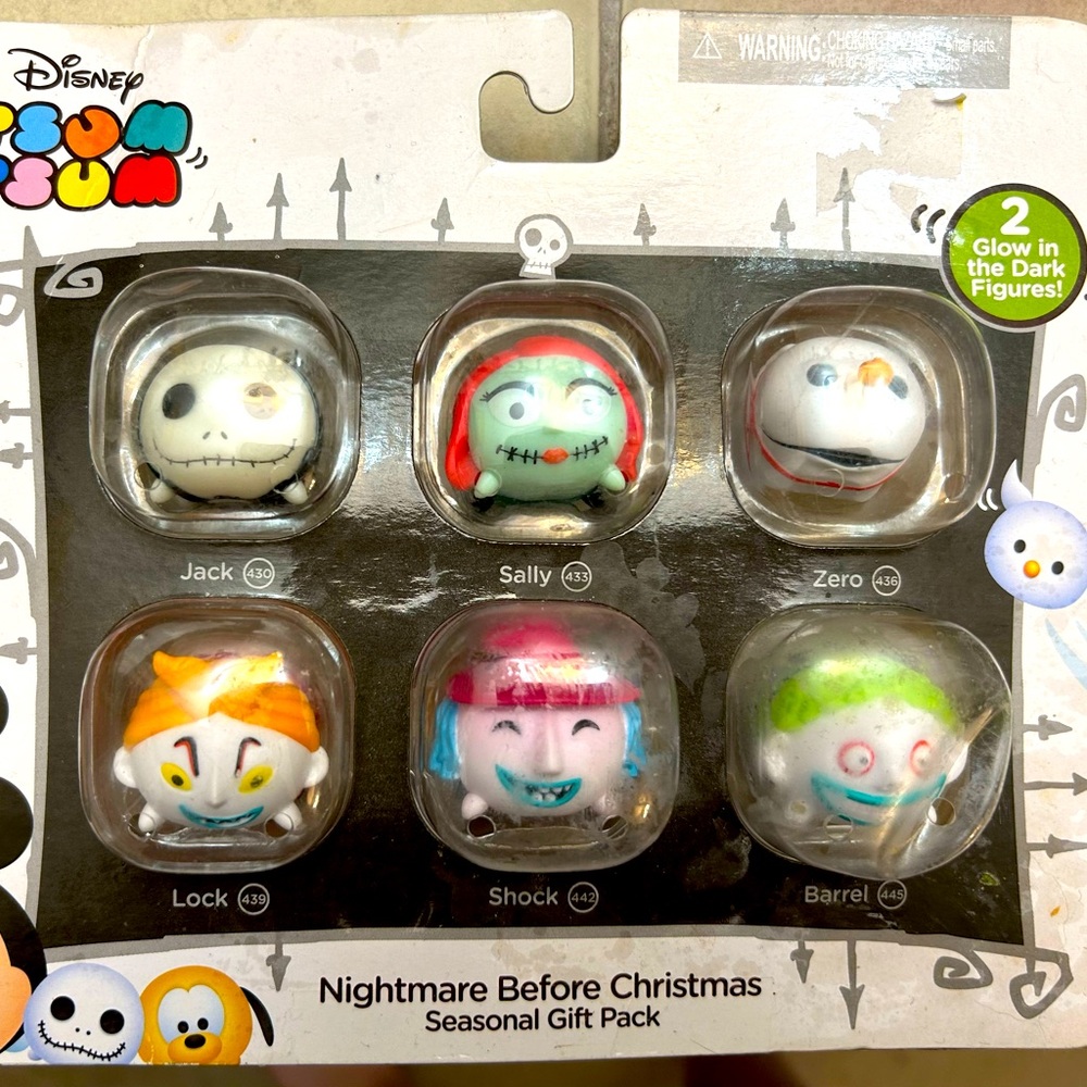 NBC Tsum Tsum set in box